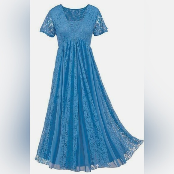 PARAGON Dresses & Skirts - Women’s Paragon formal dress